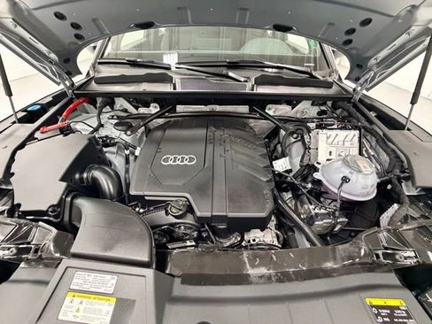 Used 2025 Audi Q5 2.0T Premium Plus AWD/4WD image 30