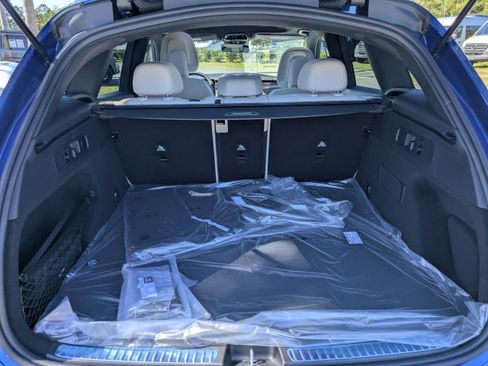 New 2026 Mercedes-Benz GLC 300 4MATIC image 12