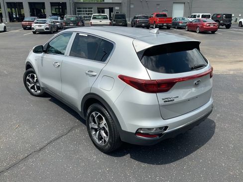 Used 2020 Kia Sportage LX AWD/4WD image 21