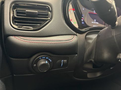 Used 2024 Dodge Durango GT AWD/4WD image 27