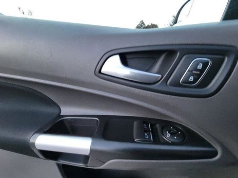 Used 2022 Ford Transit Connect XLT image 13