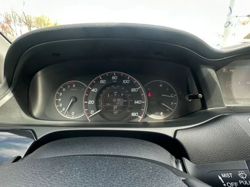 Used 2015 Honda Accord Sport image 10