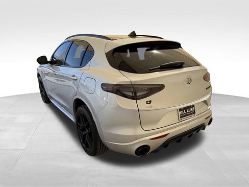 Used 2021 Alfa Romeo Stelvio Ti Sport AWD/4WD image 8