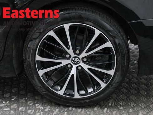 Used 2019 Toyota Camry SE image 31