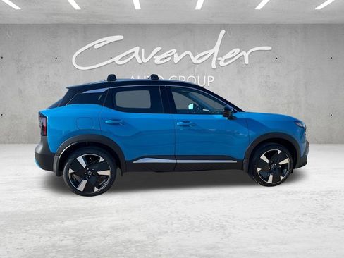 New 2026 Nissan Kicks SR w/ Cold Weather Package image 17