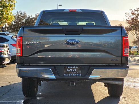 Used 2015 Ford F150 XLT image 7