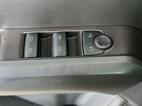 Used 2026 Chevrolet Colorado Trail Boss AWD/4WD image 15