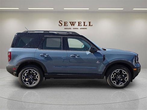 New 2025 Ford Bronco Sport Outer Banks w/ Outer Banks Tech Package+ image 5