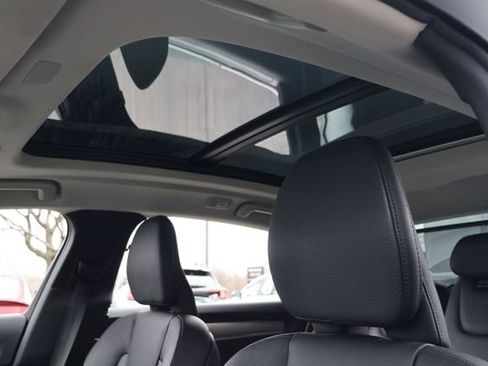 Used 2024 Volvo S90 B6 Plus AWD/4WD image 14