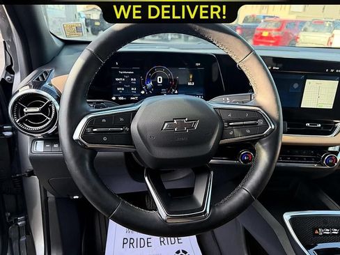 Used 2026 Chevrolet Equinox ACTIV w/ Convenience Package III AWD/4WD image 11