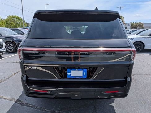 New 2026 Lincoln Navigator Black Label AWD/4WD image 5