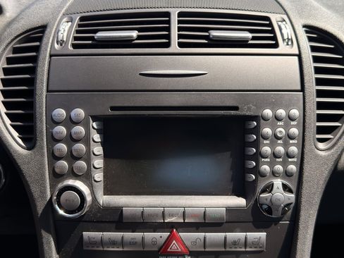 Used 2006 Mercedes-Benz SLK 55 AMG image 46