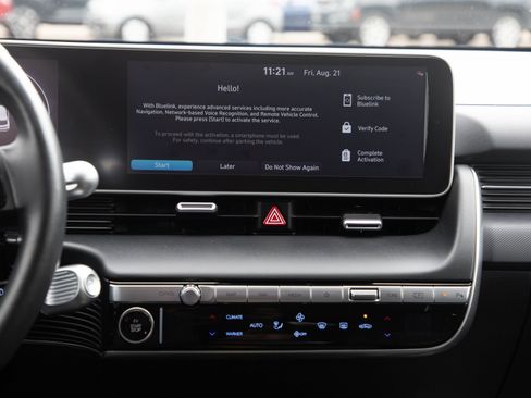 Certified 2024 Hyundai Ioniq 5 SEL AWD/4WD image 18
