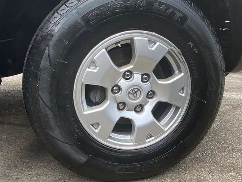 Used 2010 Toyota Tacoma PreRunner RWD image 21