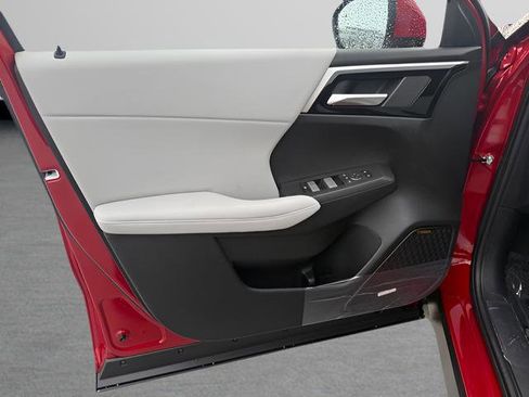 New 2026 Mitsubishi Outlander SE image 11