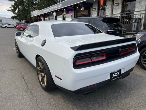 Used 2021 Dodge Challenger SRT Hellcat w/ Plus Package image 9