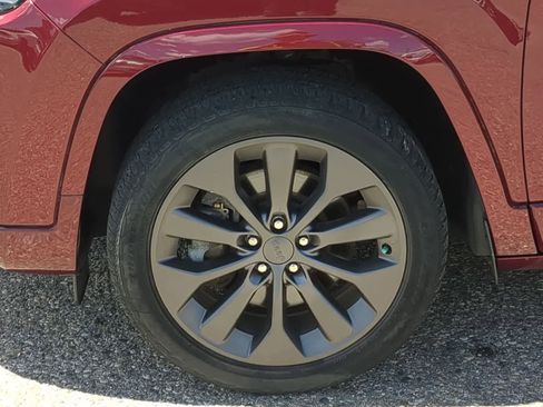 Certified 2020 Jeep Cherokee High Altitude AWD/4WD image 14