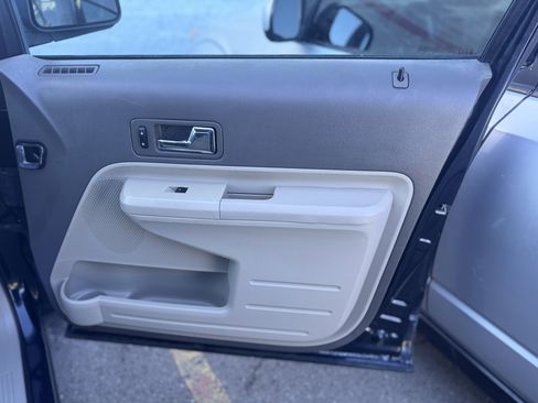 Used 2010 Ford Edge SE image 41