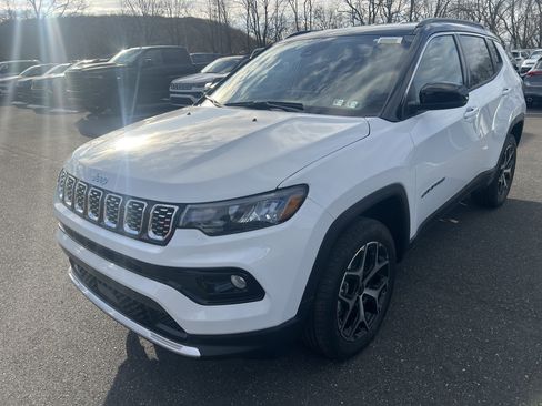 New 2026 Jeep Compass Limited AWD/4WD image 4