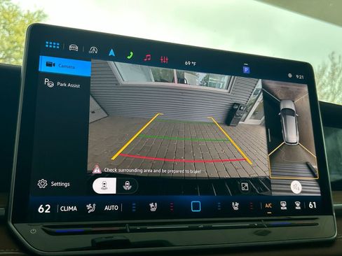 New 2026 Volkswagen Tiguan SEL R-Line image 27