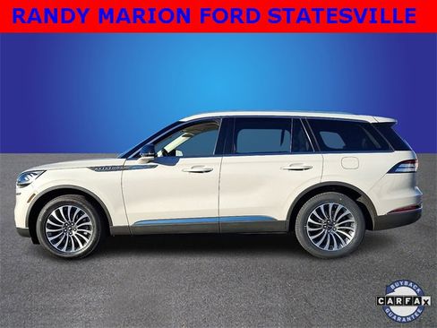 Used 2023 Lincoln Aviator AWD w/ Premium Package image 7