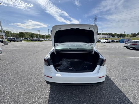 New 2026 Honda Accord SE image 31