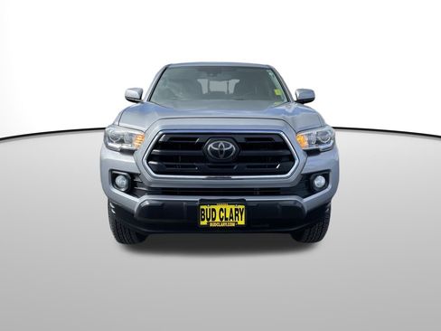 Used 2018 Toyota Tacoma SR5 image 9