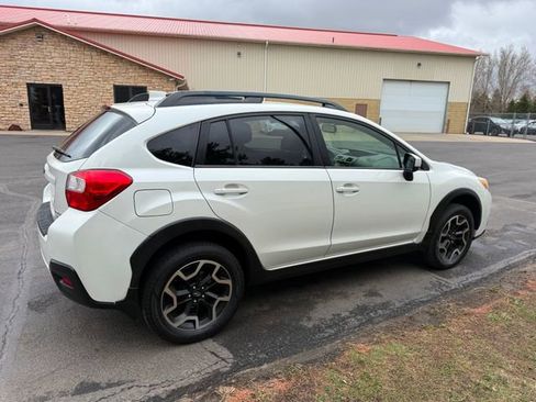 Used 2016 Subaru Crosstrek 2.0i Premium image 4