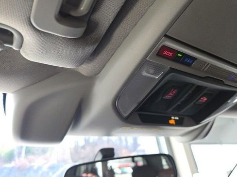 Used 2020 Subaru Forester Touring image 19