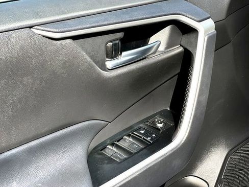 Certified 2025 Toyota RAV4 XLE FWD image 11