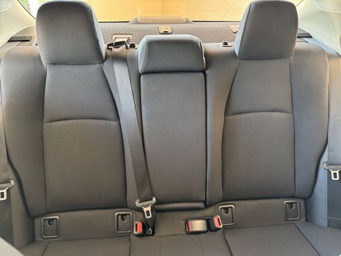 Used 2025 Toyota Corolla LE image 36