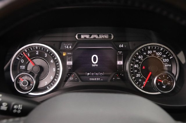 Used 2021 RAM 1500 Laramie AWD/4WD image 14