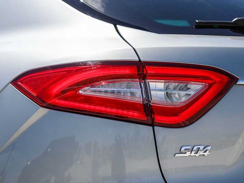 Used 2017 Maserati Levante S AWD/4WD image 12