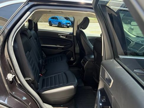 Used 2020 Ford Edge SEL w/ Convenience Package AWD/4WD image 30