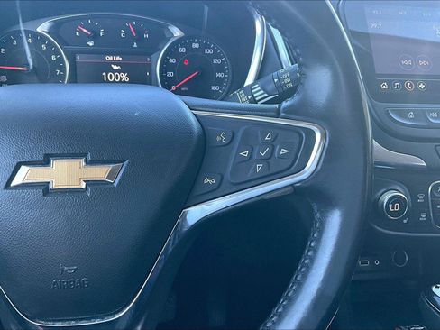 Used 2021 Chevrolet Equinox Premier AWD/4WD image 19