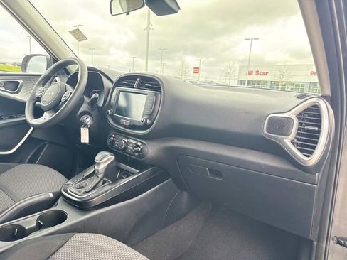 Used 2024 Kia Soul LX w/ Option Group 015 image 18