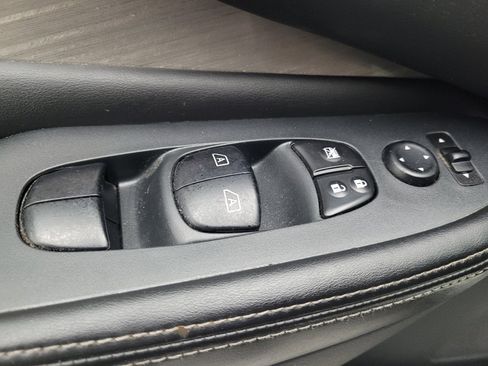 Used 2018 Nissan Murano S w/ Cargo Package FWD image 27