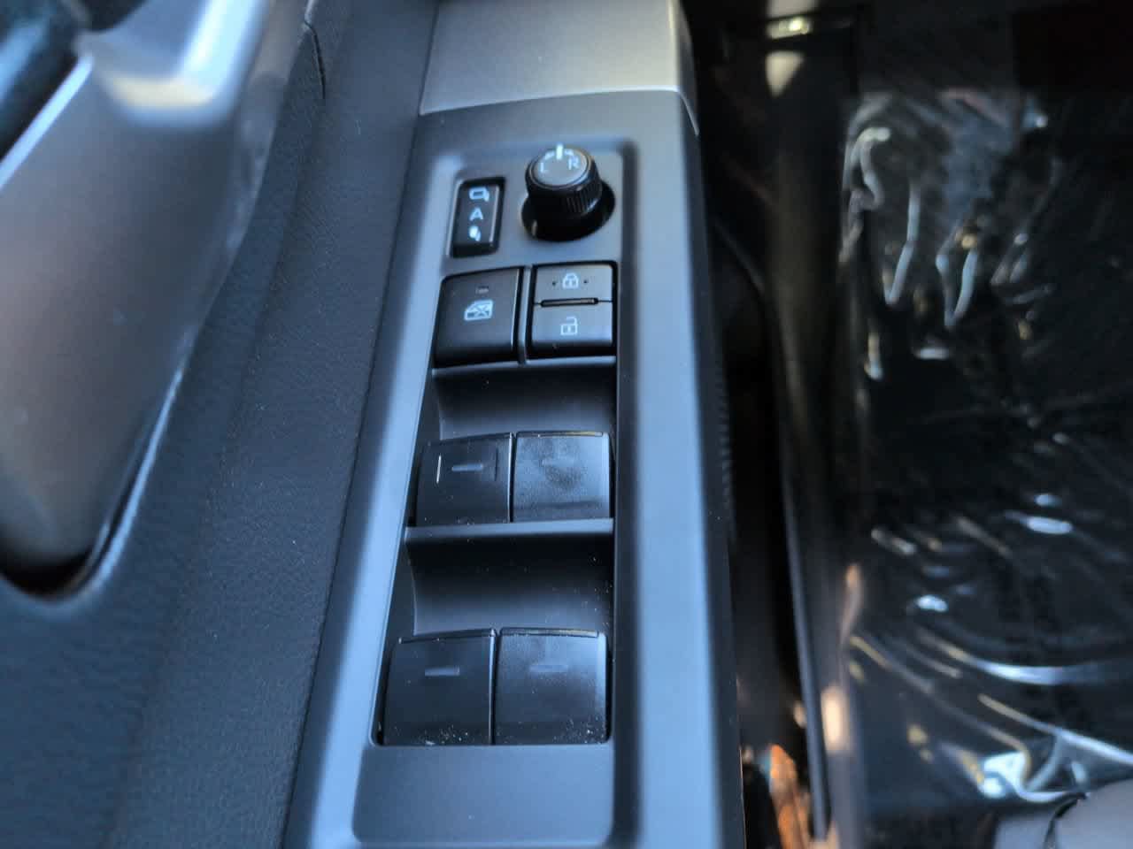 Certified 2026 Toyota Tundra Limited AWD/4WD image 22
