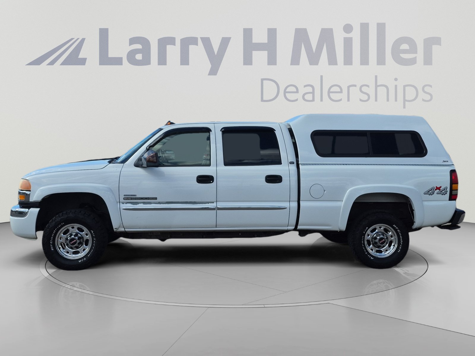 Used 2006 GMC Sierra 2500 SLT w/ Heavy-Duty Power Package AWD/4WD image 2