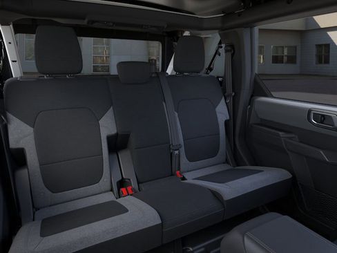 New 2025 Ford Bronco 4-Door image 12