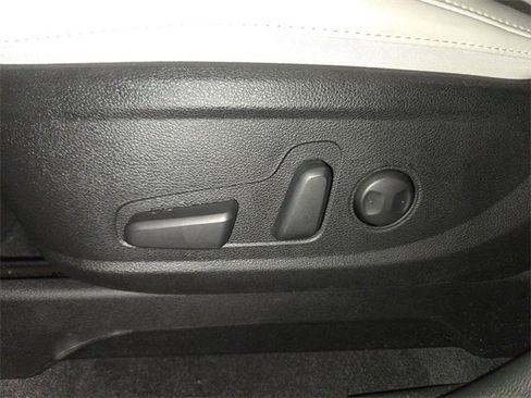 Used 2024 Kia Telluride S w/ S Sunroof Package image 12