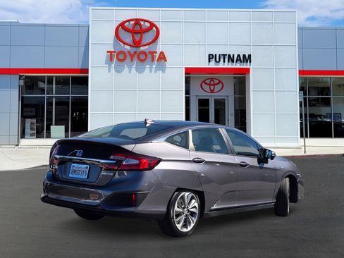 Used 2019 Honda Clarity Plug-In Hybrid image 4