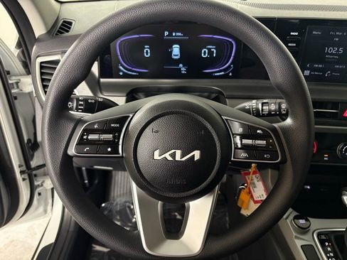 New 2026 Kia Seltos LX image 18