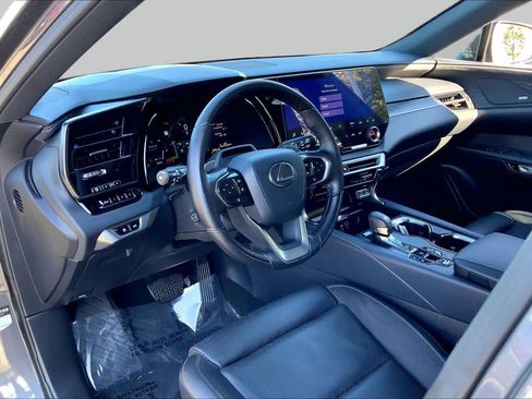 Certified 2026 Lexus RX 450h AWD w/ Convenience Package image 18