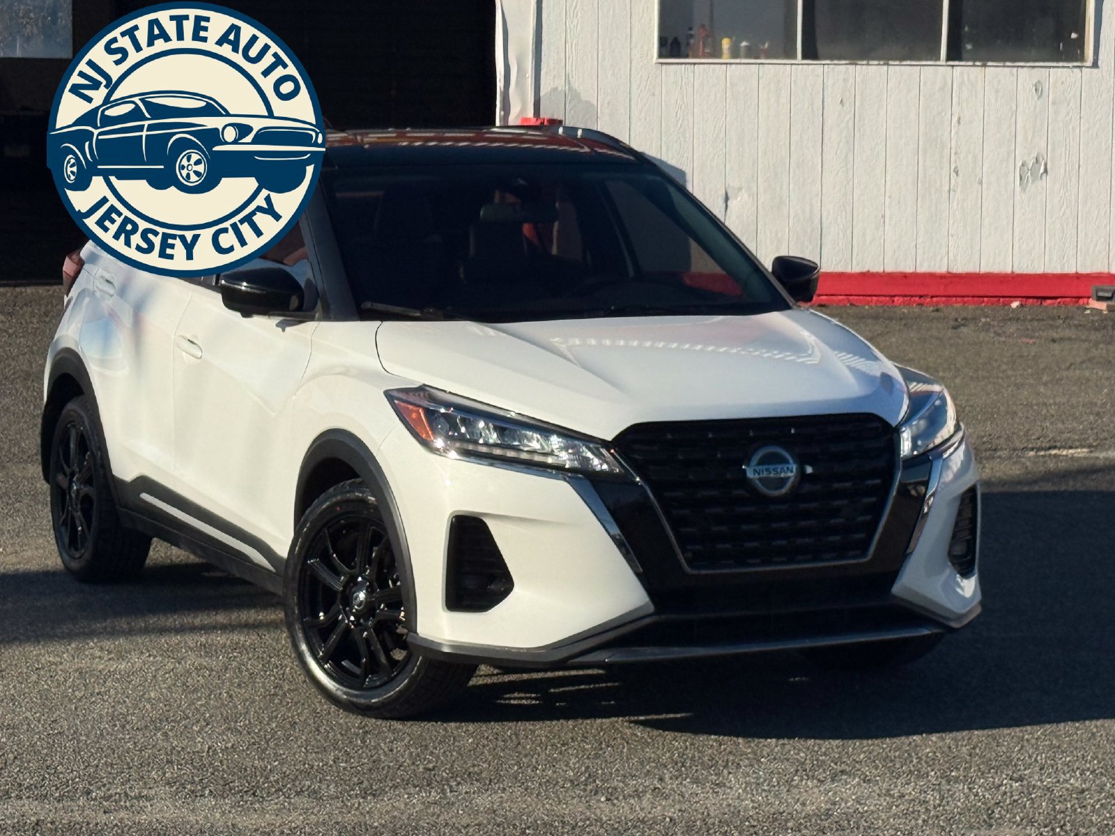 Used 2021 Nissan Kicks SR w/ SR Premium Package FWD image 10