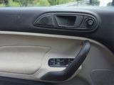 Used 2019 Ford Fiesta SE image 4