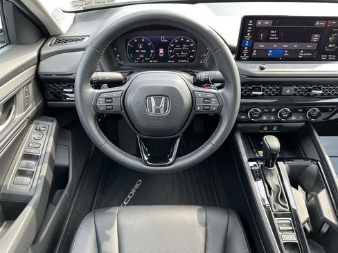 Used 2025 Honda Accord EX-L image 12