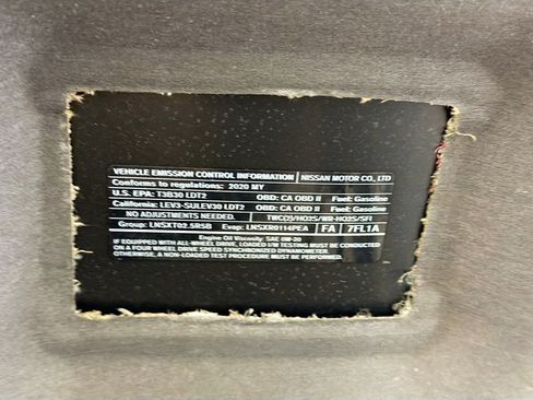 Used 2020 Nissan Rogue S w/ Special Edition Package image 17