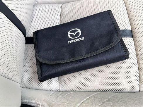 Used 2024 MAZDA CX-90 3.3 Turbo w/ Preferred Package image 15