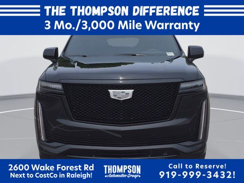 Used 2022 Cadillac Escalade Sport w/ Touring Package AWD/4WD image 8